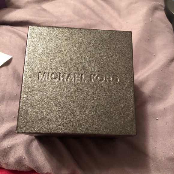Michael Kors Watch - Picture 1 of 3